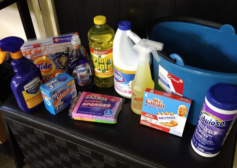 Spring Cleaning Giveaway items from Rollin Delivery and Errands